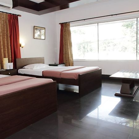 Wise Owl Comfotel Kolkata Exterior photo