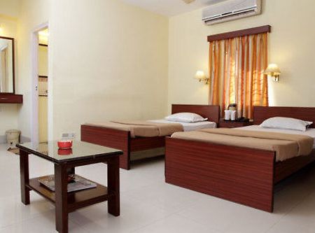 Wise Owl Comfotel Kolkata Exterior photo